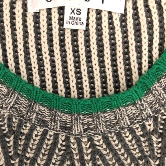 CABI Trident Knit Sleeveless Sweater top - Picture 5 of 8